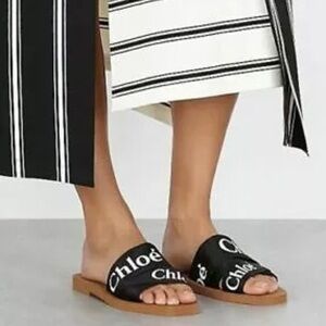 CHLOÉ LOGO SLIDE SANDAL BLACK SIZE - 10 .US/ 40 .EU ($475) PRE-OWNED